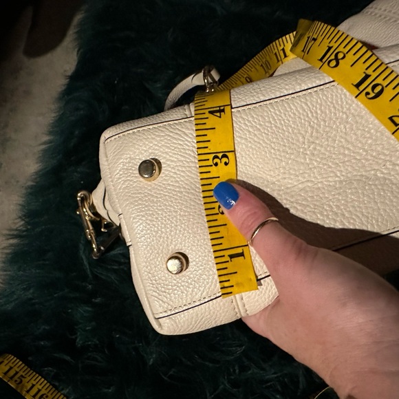 Coach chalk and gold satchel - Picture 5 of 7